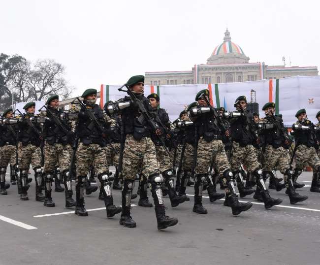 Republic Day 2022: यूपी में धूमधाम से मनाया गया 73वां गणतंत्र दिवस, राज्यपाल ने फहराया तिरंगा; आकर्षक झांकियों ने मोहा मन