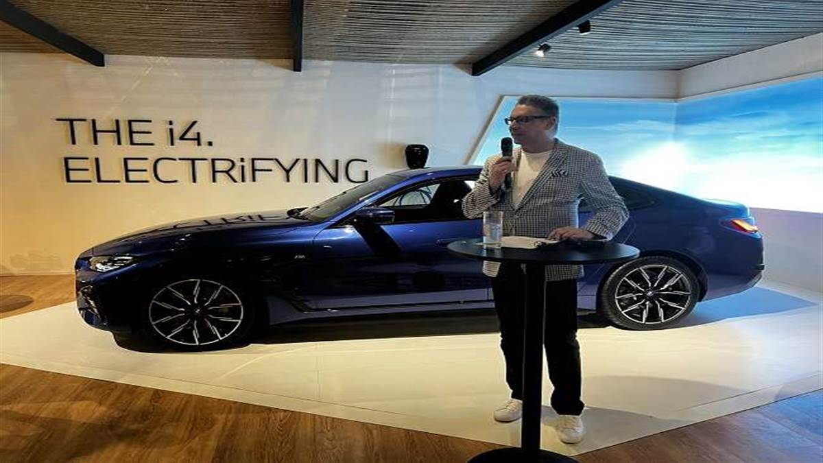 BMW i4: इलेक्ट्रिक कार सेगमेंट में आ गई यह धाकड़ कार, मिलेगी सिंगल चार्ज पर 590 किलोमीटर की रेंज