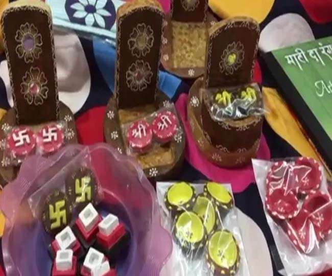 चीनी सामान के बहिष्कार के बीच अब गोबर से बनाई जा रहीं राखी, जानें कैसे तैयार होती हैं ये राखियां