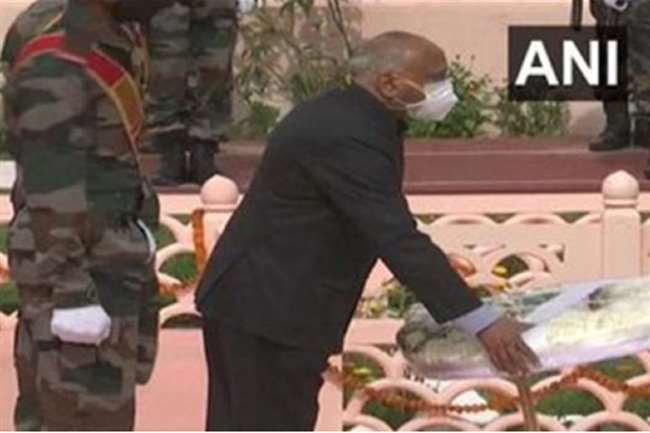 Kargil Vijay Diwas 2021: द्रास में उमड़ा देशभक्ति का सैलाब, उपराज्यपाल-जनरल रावत ने शहीदों को सलामी दी