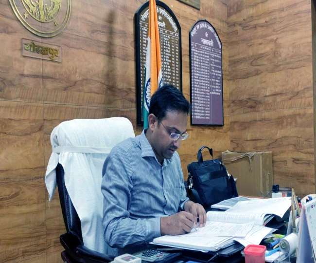 UPSC में 190वीं रैंक लाकर IPS बने औरंगाबाद के अविनाश, गोरखपुर के DFO रहते मिली सफलता