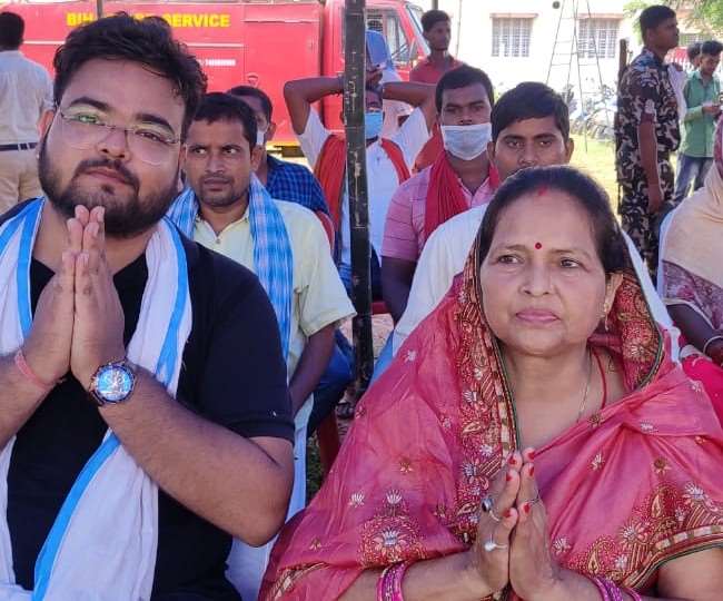 बिहार पंचायत चुनाव में पंचायती राज मंत्री की भाभी मुखिया की जंग हारीं, CM नीतीश के करीबी रहे मेवालाल की रिश्तेदार ने दी मात