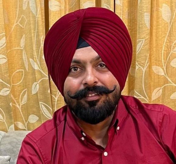 निगम कमिश्नर करनेश शर्मा के खिलाफ विजिलेंस जांच शुरू