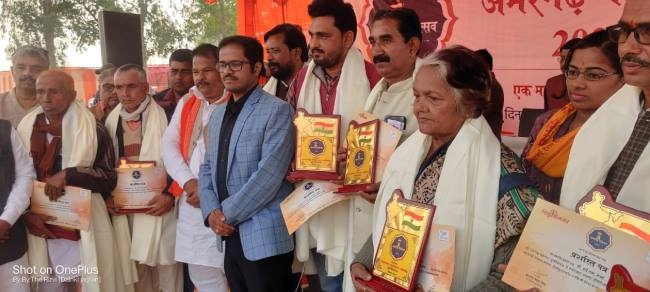 नम आंखों के साथ याद किए गए अमरगढ़ के बलिदानी