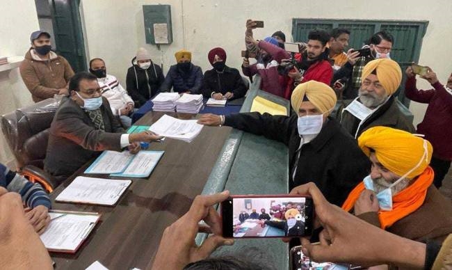 पुश्तैनी जमीन समेत साढ़े सात करोड़ की जायदाद के मालिक हैं छोटेपुर