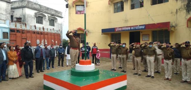 तिरंगा देश वासियों के आन बान शान की पहचान