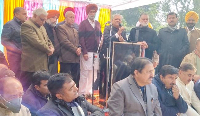 कांग्रेस प्रत्याशी राणा केपी सिंह के समर्थन में जुटे हिमाचल के चार विधायक