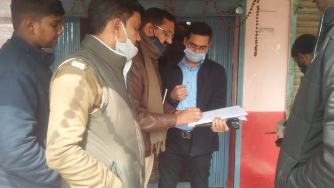 सीएचसी लालगंज से कंप्यूटर आदि सामान चोरी