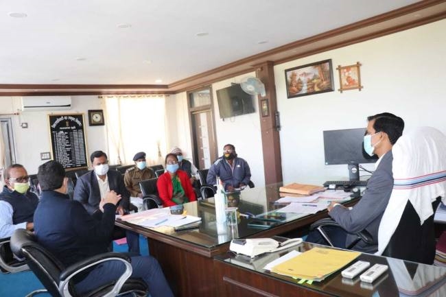 ठंड से बचाव के लिए करें अलाव की व्यवस्था : डीसी