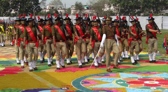 जिलेभर में हर्षोल्लास से मनाया गया 73वां गणतंत्र दिवस