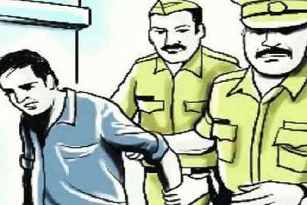 कानपुर : ब्यूटीपार्लर संचालिका के घर से 32 लाख की चोरी का खुला राज, किसी खास ने ही दिया घटना को अंजाम