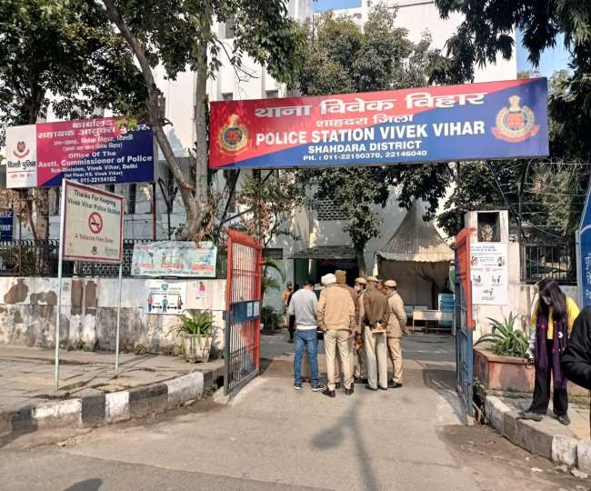 महिला से दुर्व्यहार के मामले में केजरीवाल ने किया टवीट, कानून व्यवस्था को लेकर केंद्र सरकार पर साधा निशाना