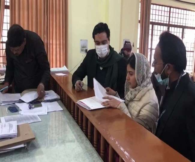 UP Election 2022 नाहिद हसन की बहन इकरा चौधरी समेत ये पांच पांच नामांकन वापिस