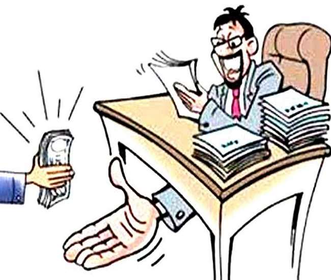 बाबू ने प्रमोशन के नाम पर लिए पैसे और काम भी नहीं किया, डीआईओएस ने शुरू की जांच