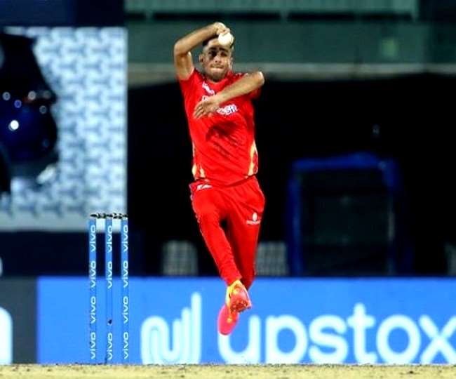 इस युवा फिरकी गेंदबाज को पहली बार मिली टीम इंडिया में जगह, MS Dhoni की उड़ा चुका है गिल्लियां