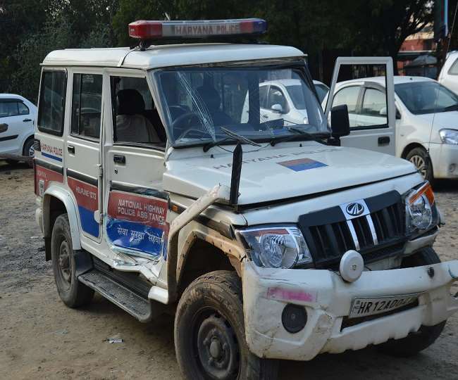 रोहतक पुलिस की गाड़ी से बस की टक्कर, तीन आरोपित और तीन पुलिसकर्मी थे सवार