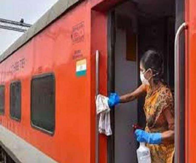 अब तक रास्ते में ही हावड़ा, सियालदह और भुवनेश्वर राजधानी, नक्सली ब्लास्ट का देर रात तक रहेगा असर