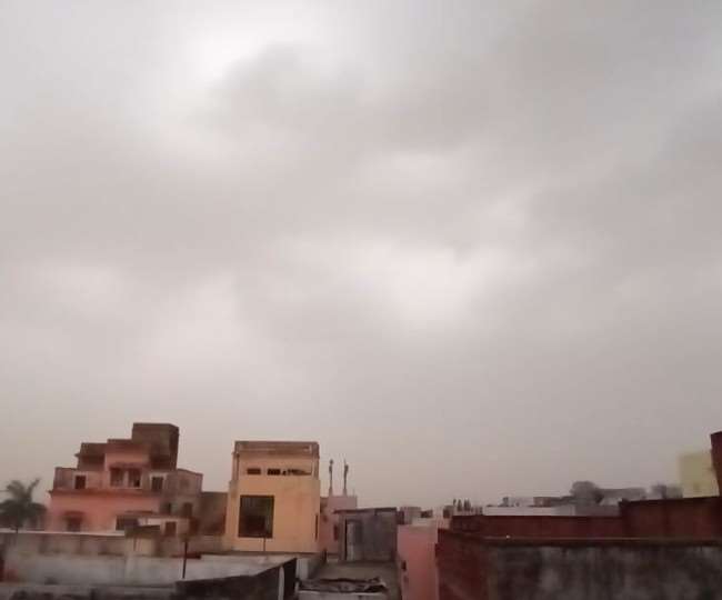 Weather : अप्रैल ने कराया ठंड का एहसास, दो दिन और बारिश के आसार