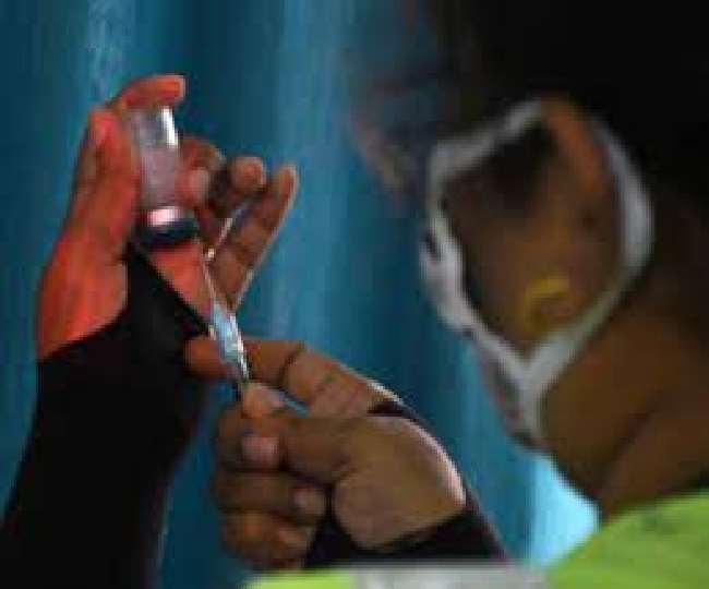 अबू धाबी में विजिटर के लिए कोरोना एप पर वैक्सीनेशन का विकल्प हटा, जानें सभी ताजा अपड्टेस