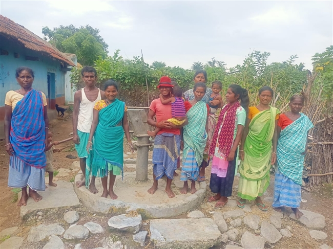 छतरचुआं के पोडो टोला के ग्रामीणों के समक्ष पेयजल संकट