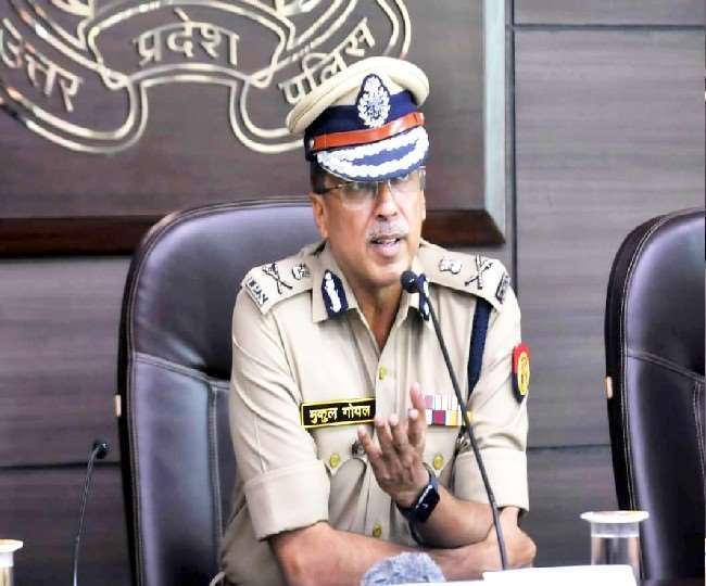 UP: डीजीपी मुकुल गोयल ने पुलिस अधिकारियों को दिए कड़े निर्देश, कहा; अभियान चलाकर खत्म कराएं अवैध बस स्टैंड