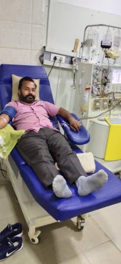 इमरजेंसी में रक्तदान किया