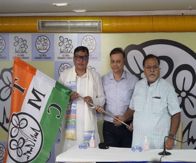 बंगाल में विधानसभा चुनाव के बाद भाजपा को एक और झटका, विधायक कृष्ण कल्याणी ने तृणमूल कांग्रेस का थामा दामन