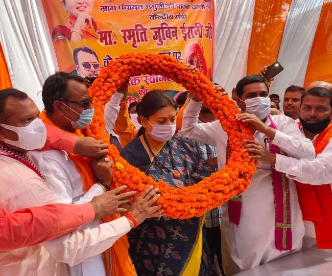 केंद्रीय मंत्री स्मृति ईरानी ने कांग्रेस अध्यक्ष सोनिया गांधी पर कसा तंज, पूछा- कब आईं थी रायबरेली