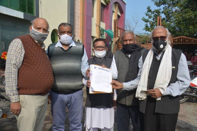 वाट्सअप ग्रुप पर एकजुट व्यापारी, सामाजिक कार्य के लिए जमीन बचाने के लिए संघर्ष शुरू