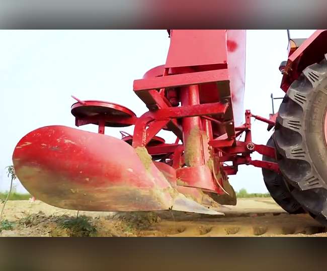 ट्रैक्टर हाइड्रोलिक सिस्टम क्या है? यह कैसे काम करता है?