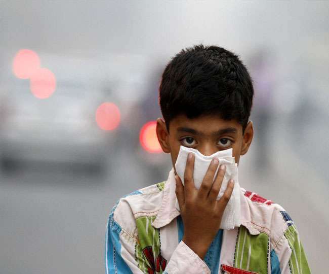 Agra Air Pollution: आगरा में खराब स्थिति में बरकरार रही वायु गुणवत्ता, एक्यूआइ 250 से अधिक
