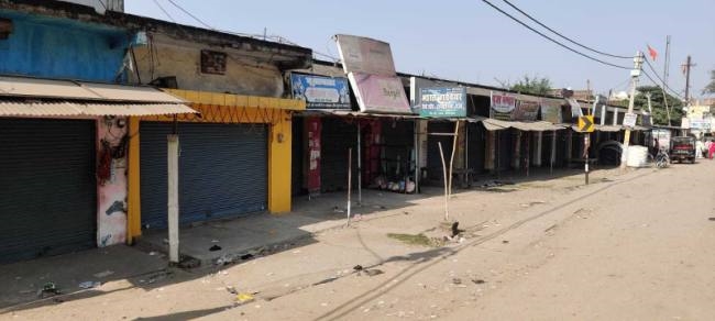 अंबा में नक्सली बंद का मिला-जुला असर