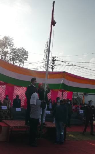 सप्ताह भर से बिजली न आने पर भड़के ग्रामीणों का प्रदर्शन
