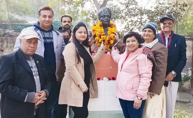 लाला लाजपत राय को किया नमन