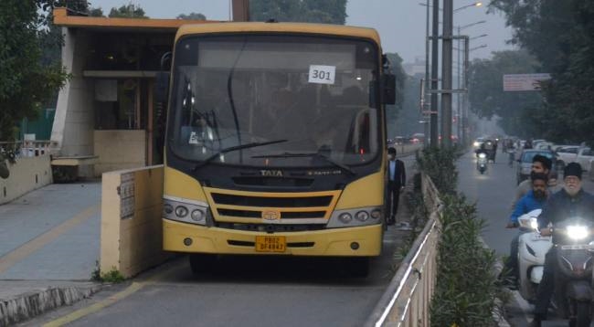 37 दिन बाद बीआरटीएस के सभी रूट पर बसें बहाल