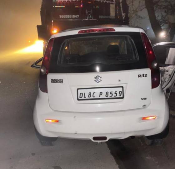 ट्रक की टक्कर से कार सवार दो युवकों की मौत