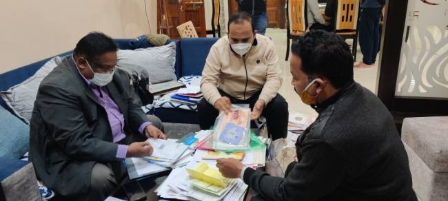 कुकुड़ा लैंपस एमडी के पास 1.41 करोड़ की संपत्ति