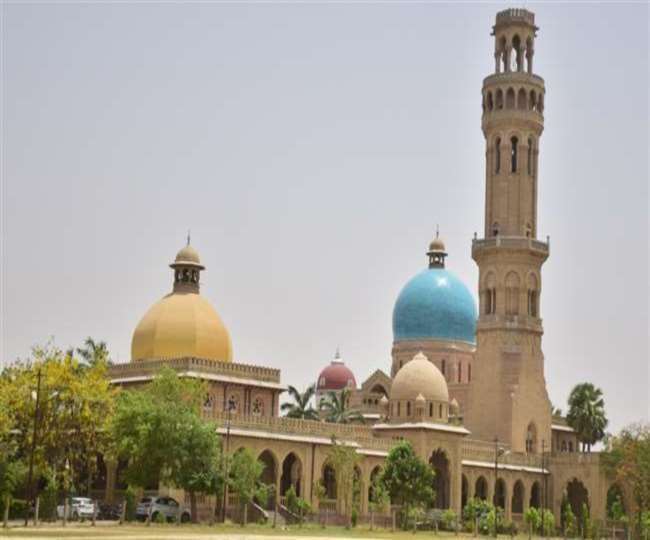 इलाहाबाद यूनिवर्सिटी में दो फरवरी से खुल जाएंगे कार्यालय, जानिए कैसे होगी पढ़ाई