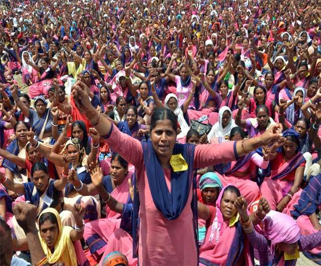नाराज आंगनबाड़ी वर्करों की चेतावनी, झारखंड सरकार को दिया अल्टीमेटम