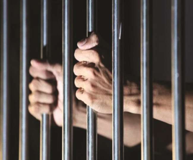 जम्मू : जुलाका मोहल्ला का युवक हेरोइन तस्करी के आरोप में गिरफ्तार, साथियों को तलाश रही पुलिस