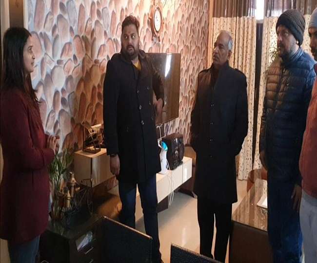 ऊधमसिंह नगर भाजपा में बगावत, अजय तिवारी को नामांकन से नहीं रोक पाए शिक्षा मंत्री