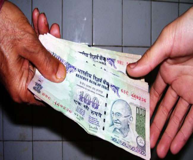 Woman Sarpanch Arrested: उदयपुर में महिला सरपंच रिश्वत लेते गिरफ्तार