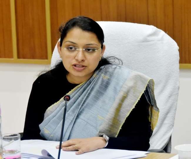 जानें क्या है हिसार उपायुक्त का केयरवेल प्रोजेक्ट, वरिष्ठजनों को कैसे मिलेगा फायदा