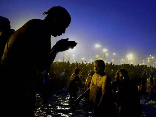 Mauni Amavasya 2022: मौनी अमावस्या के दिन करें राशि के अनुसार दान,मिलेगा इच्छित वरदान