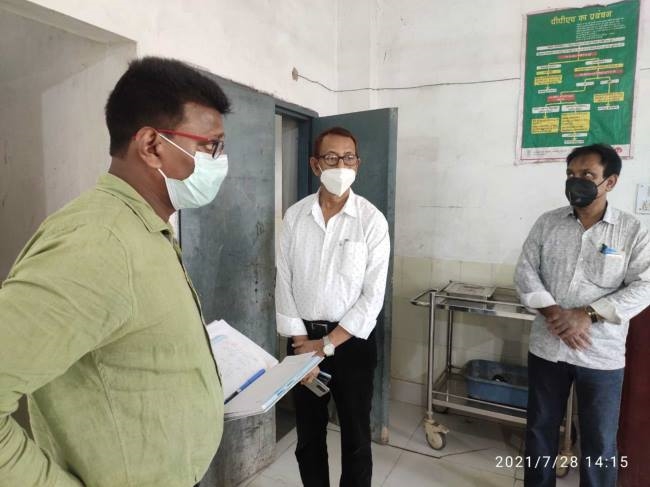 अस्पताल में अव्यवस्था देख भड़के सीएस, प्रभारी से जवाब तलब