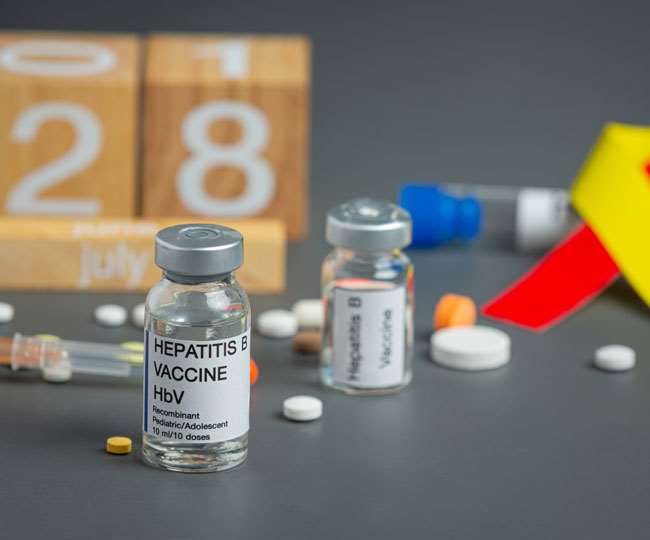 World Hepatitis Day: हेपेटाइटिस-सी से पीड़ित लोगों में जोखिम बढ़ा देता है शराब का सेवन
