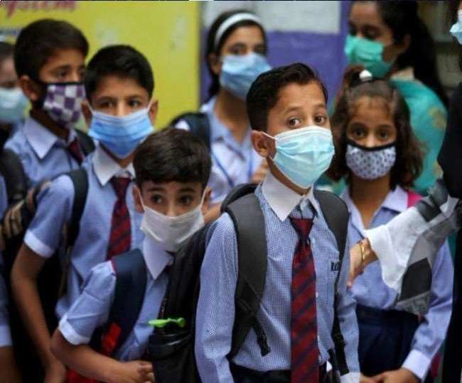 School Reopening: देश के इन राज्यों में एक सितंबर से स्कूलों में शुरू होंगी नई कक्षाएं, जानें- क्या हैं नियम और प्रोटोकॉल