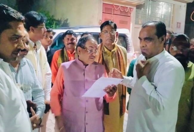 भाजपा के ब्रज क्षेत्र अध्यक्ष से मिला प्रतिनिधिमंडल, सौपा ज्ञापन