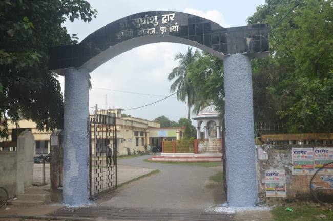 कैंपस- कालेज ने नौ माह पूर्व ही किया 80 लाख का भुगतान, नहीं पड़ी भवन की नींव