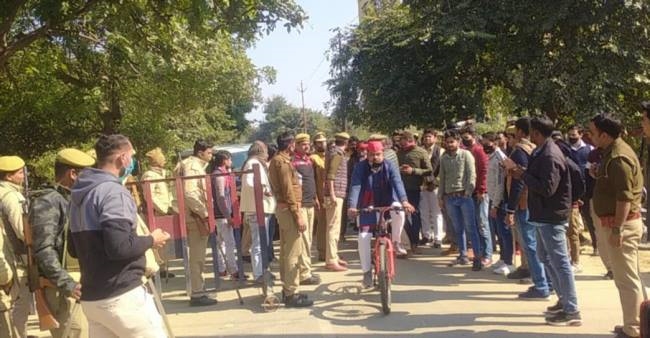 सदर सीट से सपा विधायक ने किया नामांकन